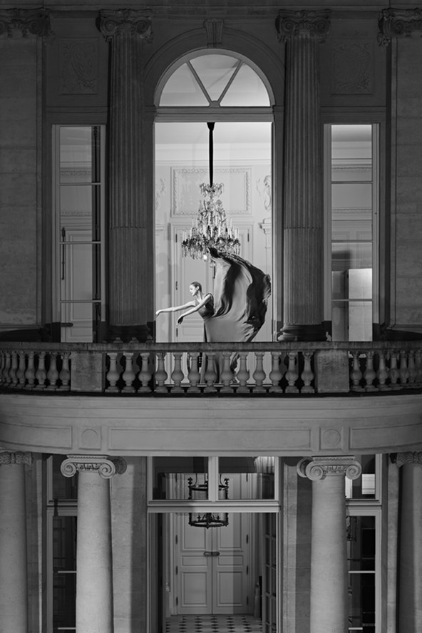 yves-saint-laurent-couture-vogue-1-28jul15-pr_b_592x888