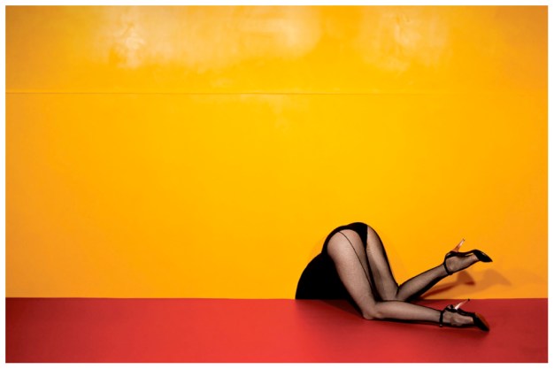 guy-bourdin-charles-jourdan-advertisement-1979-bn.jpg