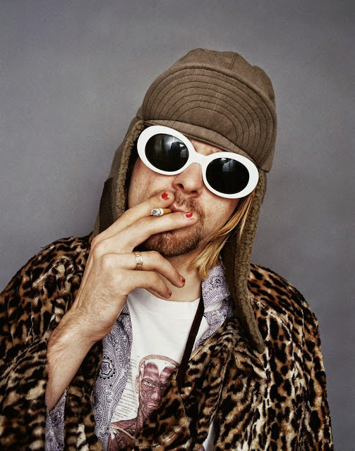 kurt_cobain_color_smoking
