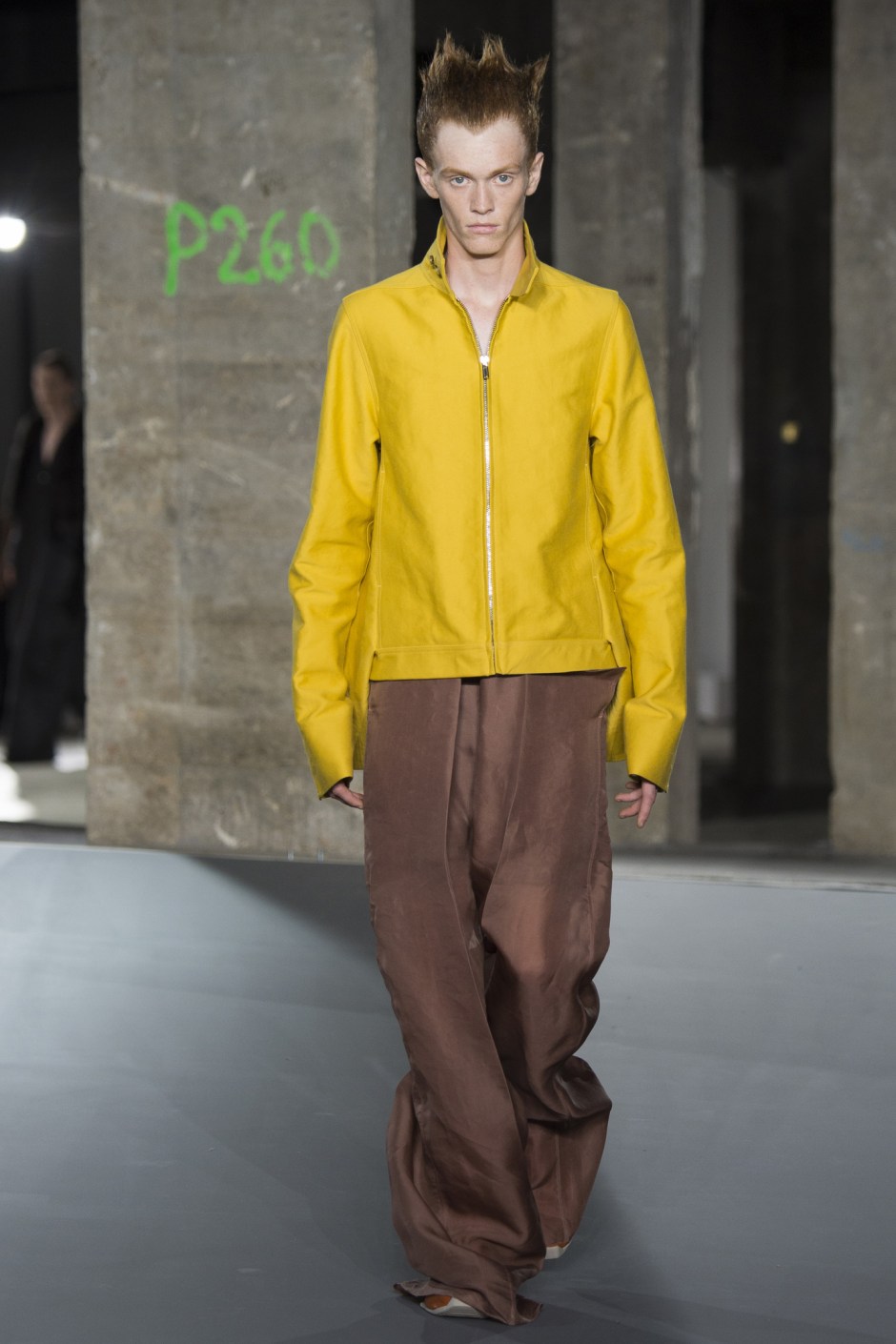 _ric0223_jpg_7730_north_1382x_black