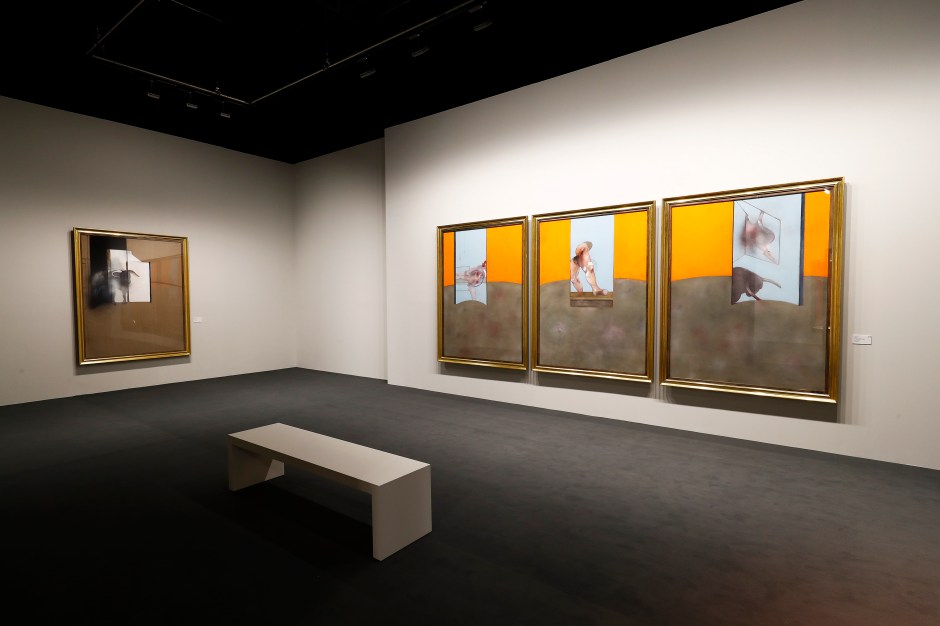 deg a d Study of a Bull 1991 et Tryptich 1987 PC -® JC Vinaj Grimaldi Forum