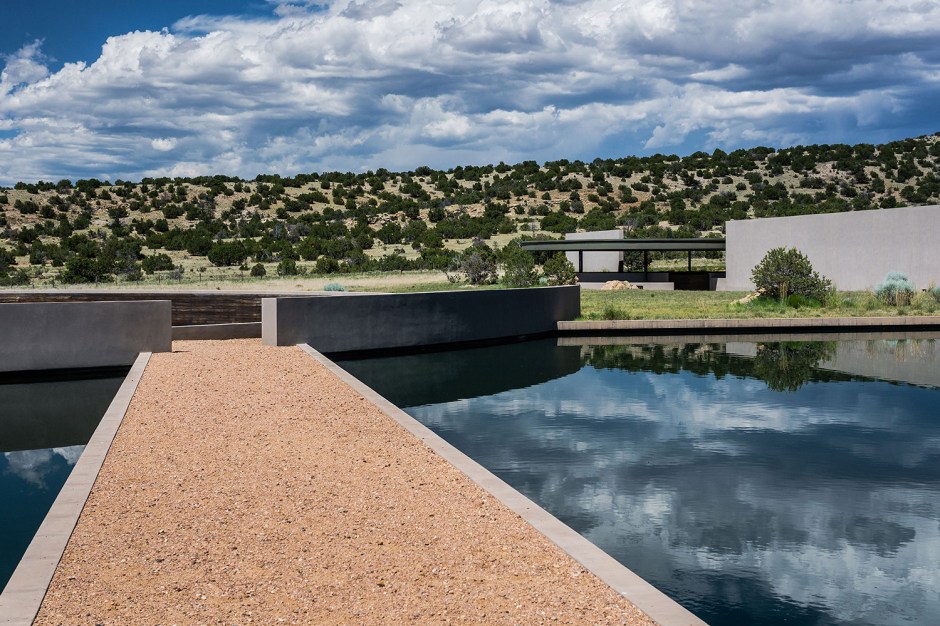 tom-ford-ranch-75-million-sale-09