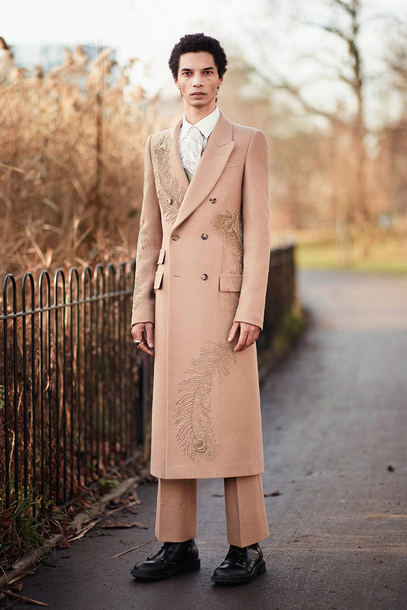 alexander-mcqueen_fw17_fy13