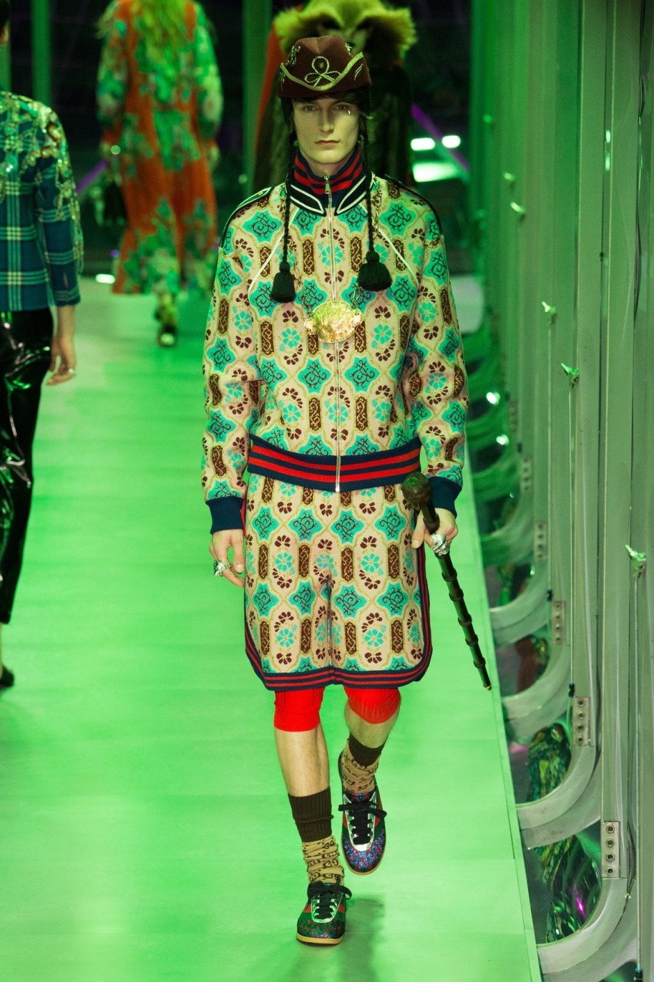 gucci_look_21_2017_aw