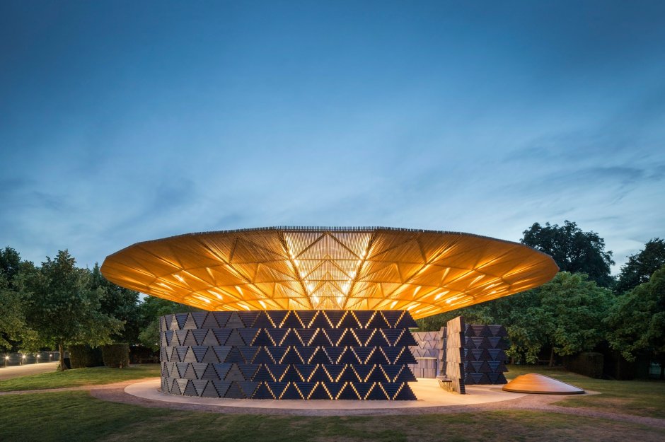 francis-kere-serpentine-architecture-pavilion_dezeen_2364_col_16.jpg