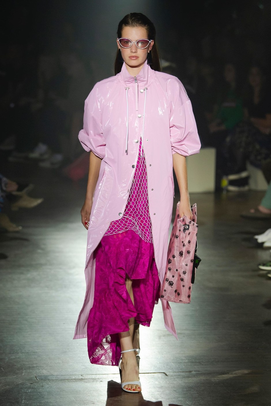 _ken0376_jpg_3038_north_1382x_black