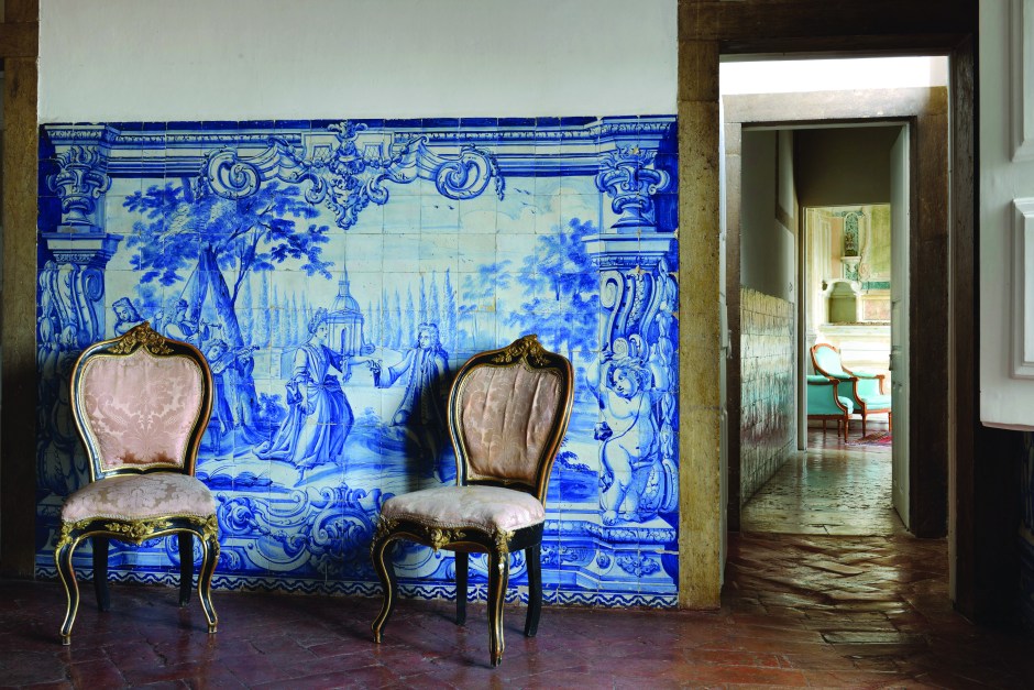 Music room and passage © Philippe Louzon.jpg