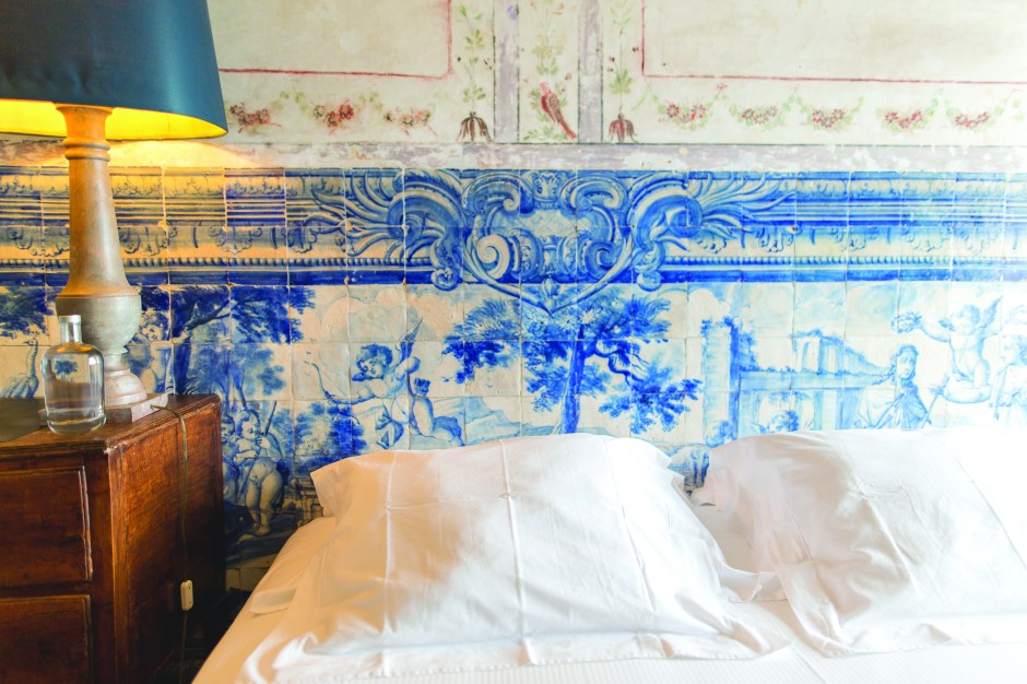 Ricardo Reis terrace suite 19 © Marko Roth (1)