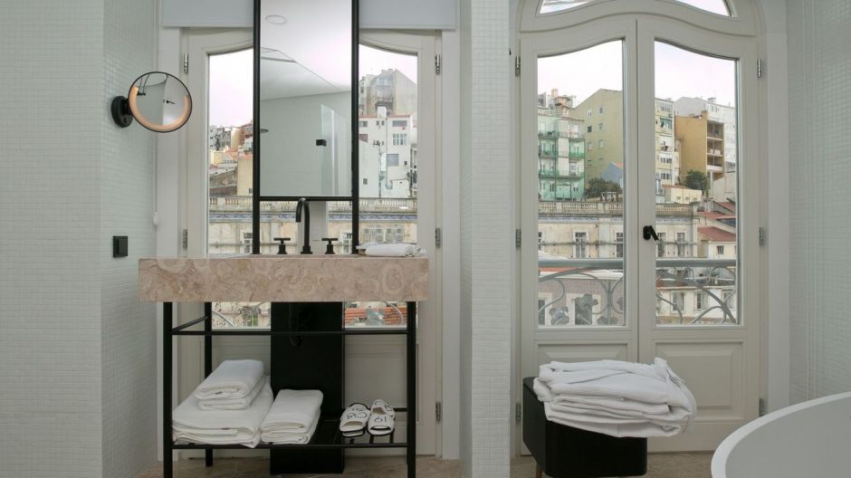 lisboa-hotel-1908-galleryfamilykingofdomerooms-2-