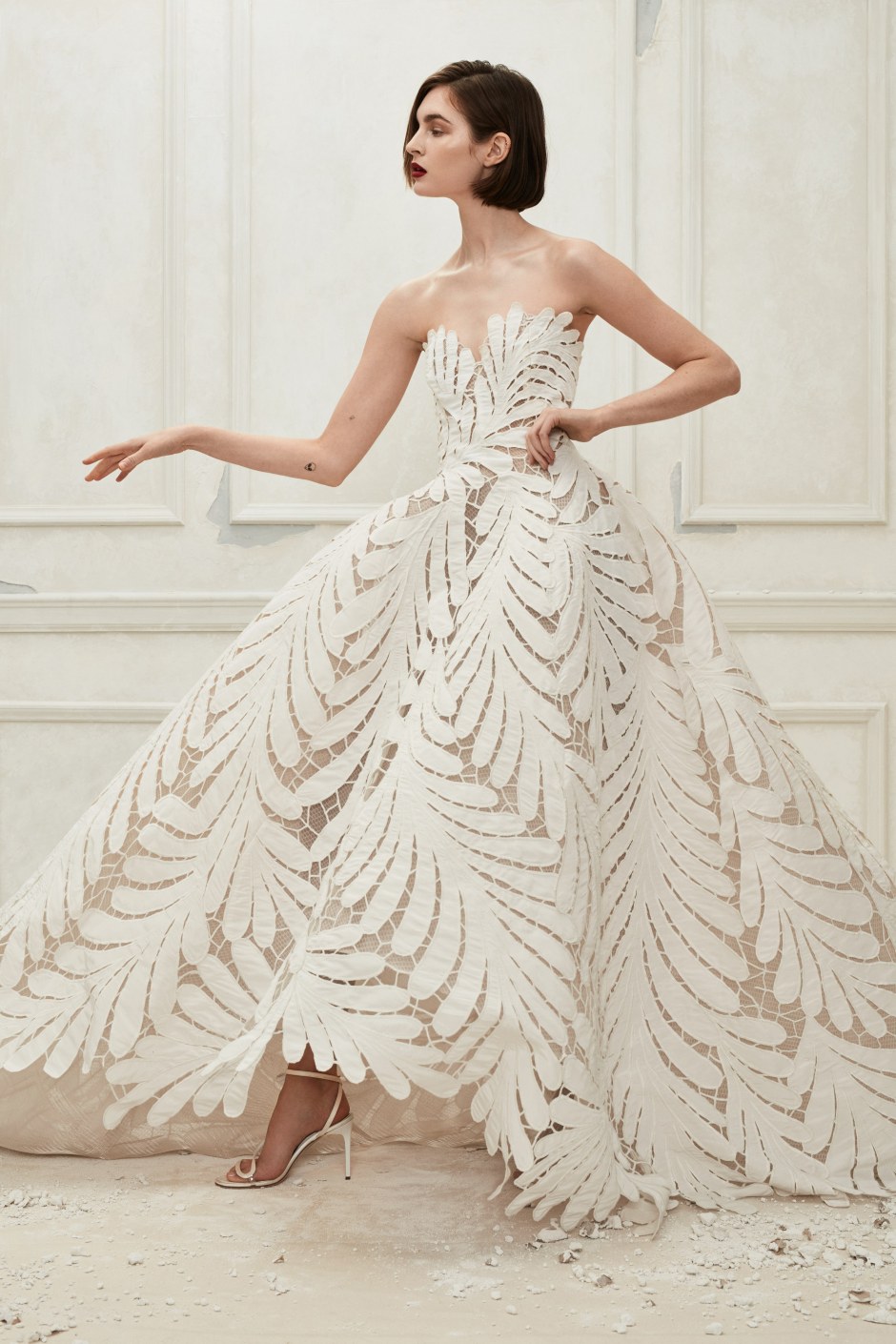 00001-oscar-de-la-renta-fall-2019-bridal