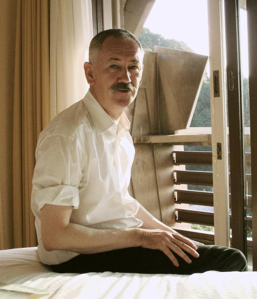 cerith-wyn-evans-hepworth-sculpture-prize-01