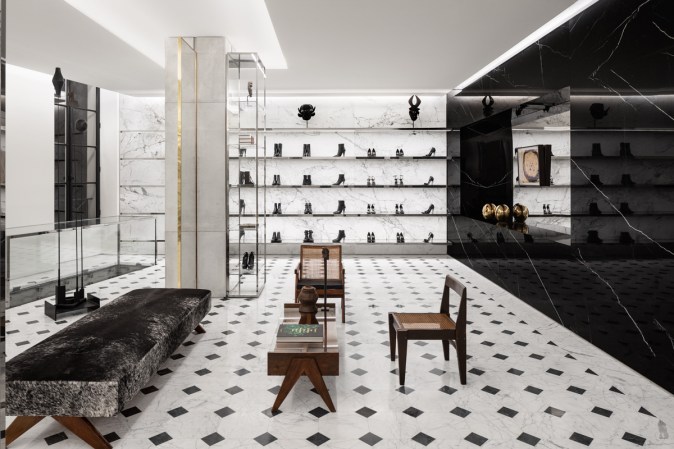 SAINT LAURENT RIVE DROITE_DARK_SHADOWS_LR_04