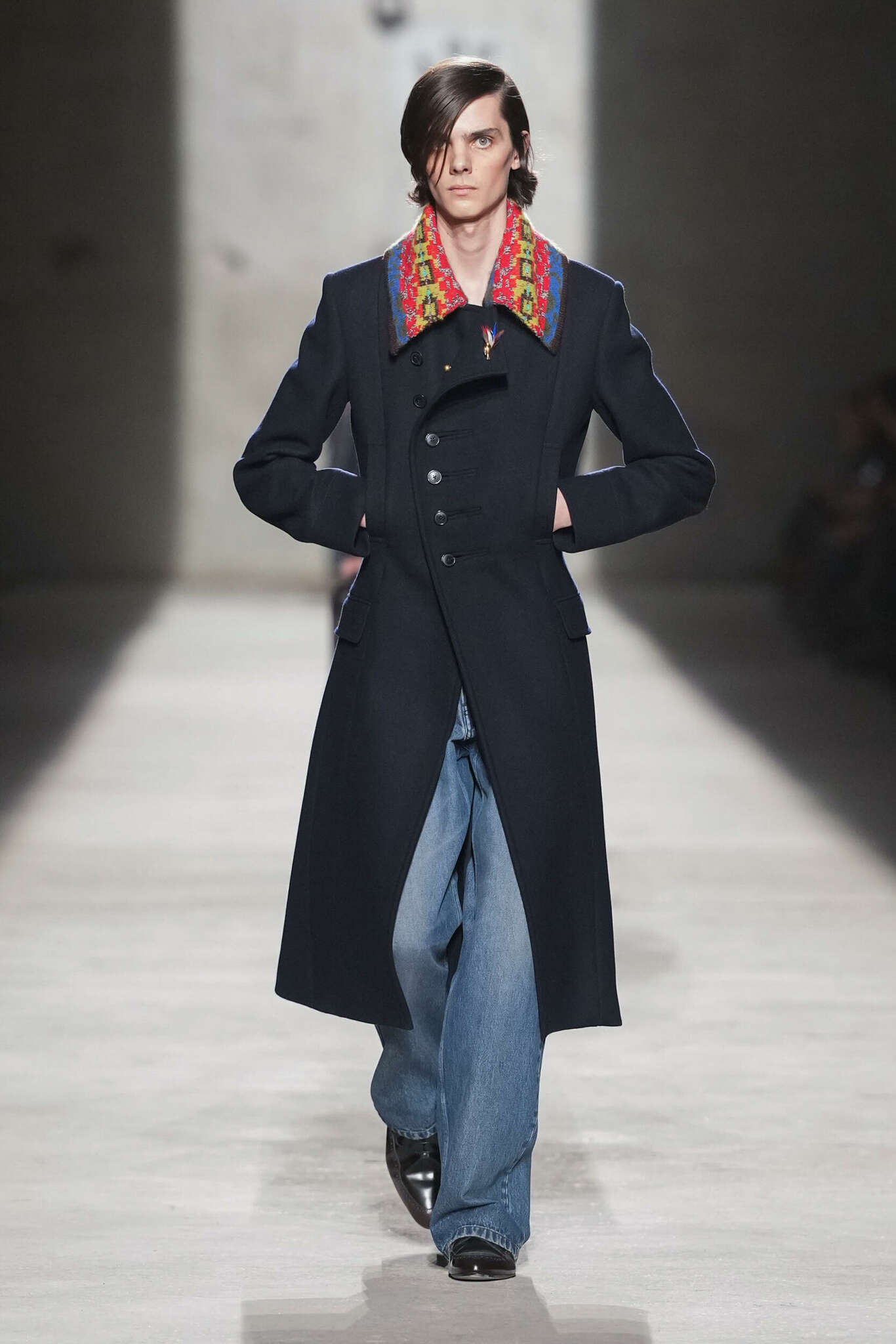Dries van Noten Autumn/Winter 2026/2027 – ART IS ALIVE
